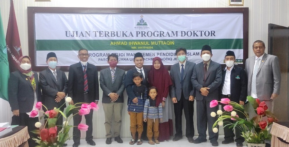 Ihwan Dosen IAI Syarifuddin Lumajang Kembali Raih Gelar Doktoral