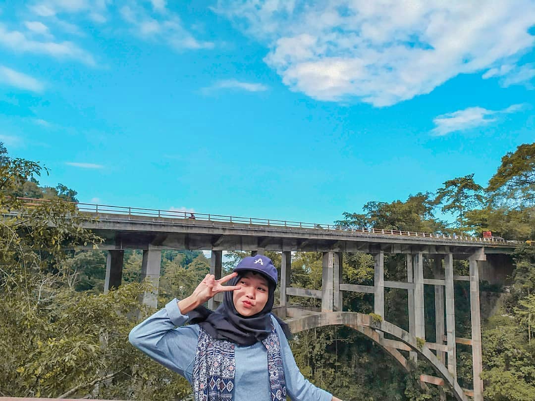 Serunya Ngabuburit di Jembatan Perak Lumajang