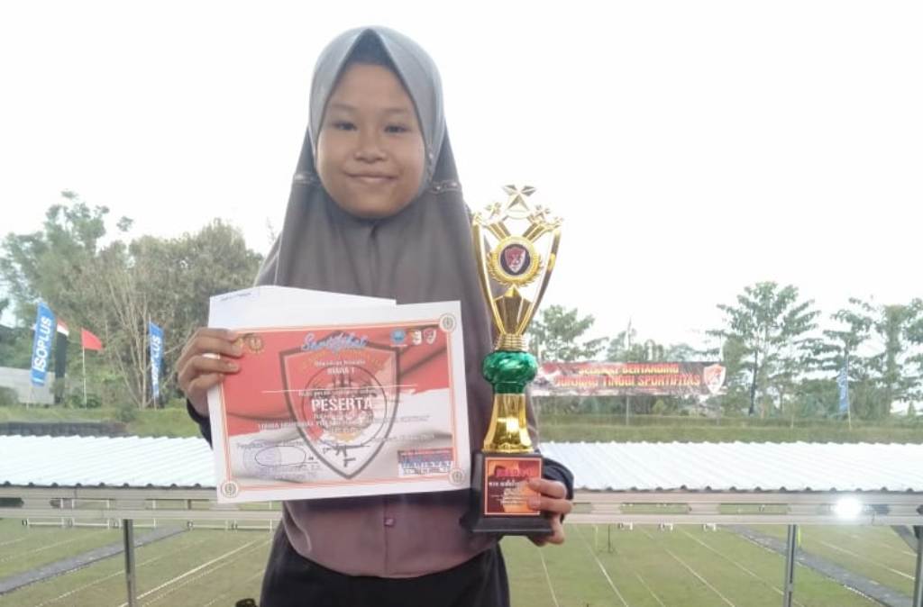 Dea Atlet RSC Lumajang Juara 1 Pelajar Pangdivif 2 Kostrad Malang