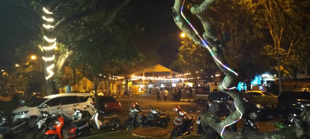 Asyiknya Ngopi di KWT Night Tourism Lumajang