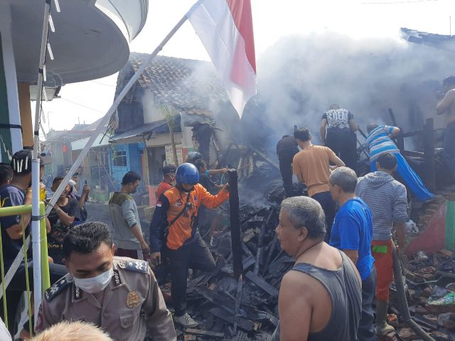 Rumah Khudori Jagalan LumajangTerbakar Saat Asyik Menonton TV
