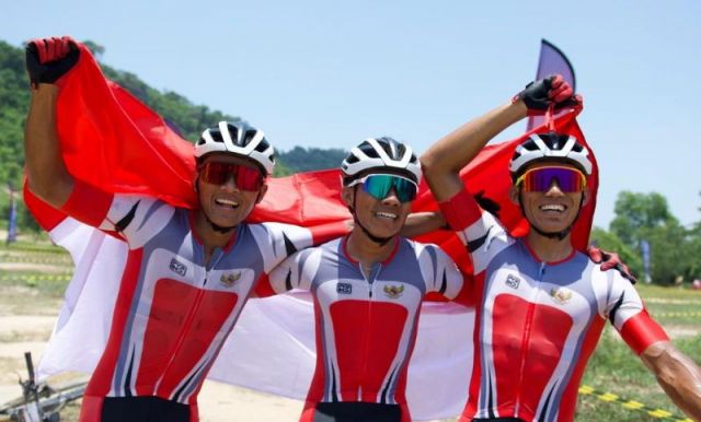 Komisi D DPRD Bangga 3 Atlet Sepeda Lumajang Berjaya di SEA Games 2023