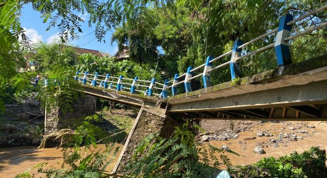 10 Jembatan di Lumajang Rusak Akibat Banjir Lahar dan Luapan Sungai