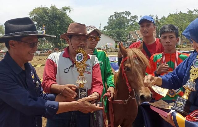 PORDASI Lumajang Siapkan Atlet Berkuda Ikuti Porprov Jatim 2023