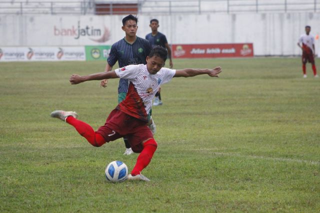 PSIL Lumajang Hajar PS Surabaya Muda Setengah Lusin Gol