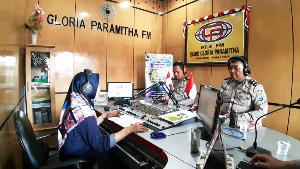 IGP Atma Giri Sosialisasi Ops Patuh Semeru 2019 Melalui Media Radio